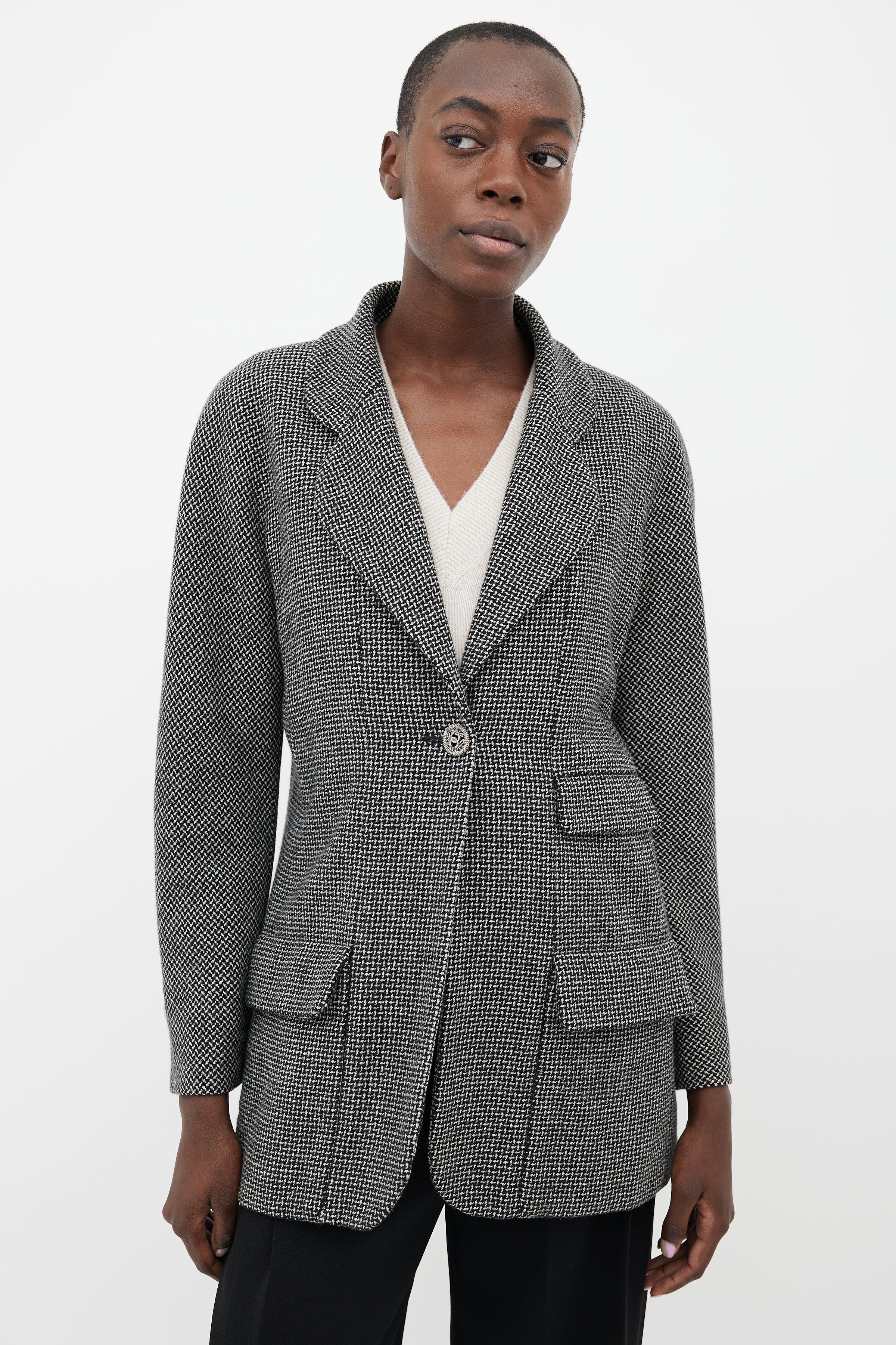 Chanel // Black & Cream Wool Three Pocket Tweed Blazer – VSP Consignment