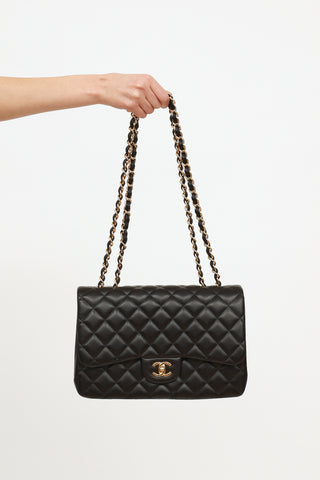 Nass boutique is a multi-brand boutique curating women's clothing and  accessoriesVINTAGE CHANEL MINI QUILTED SHOULDER BAG