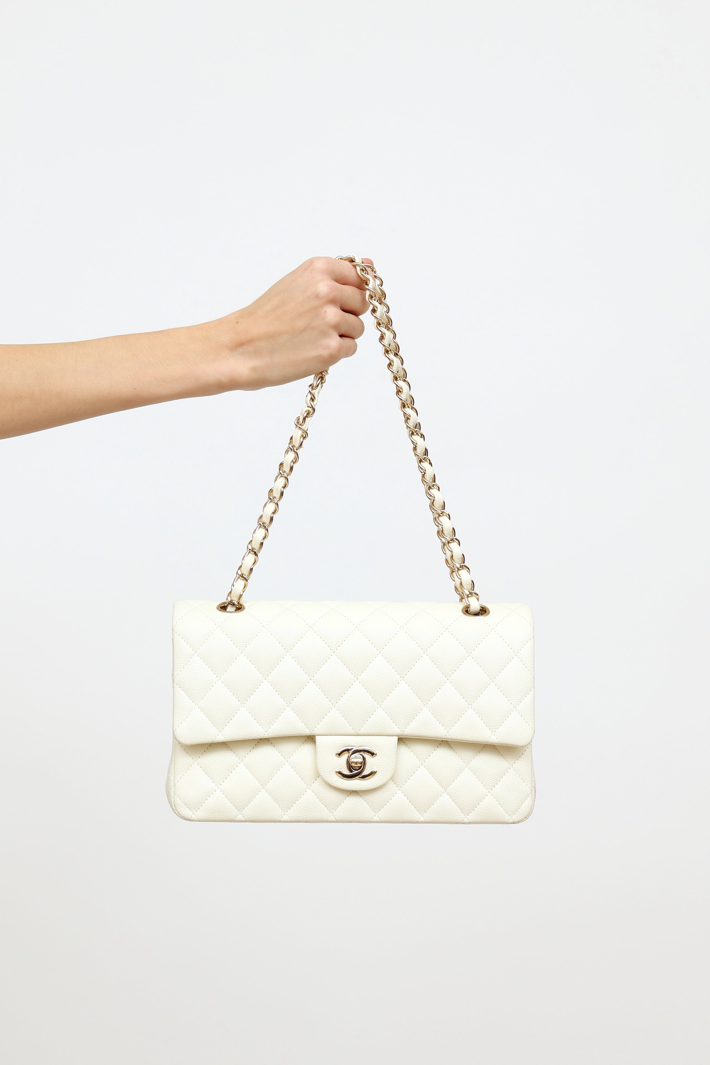 Chanel Beige Caviar Leather Rue Cambon Multi Pocket Shoulder Bag Flesh  ref.344915 - Joli Closet