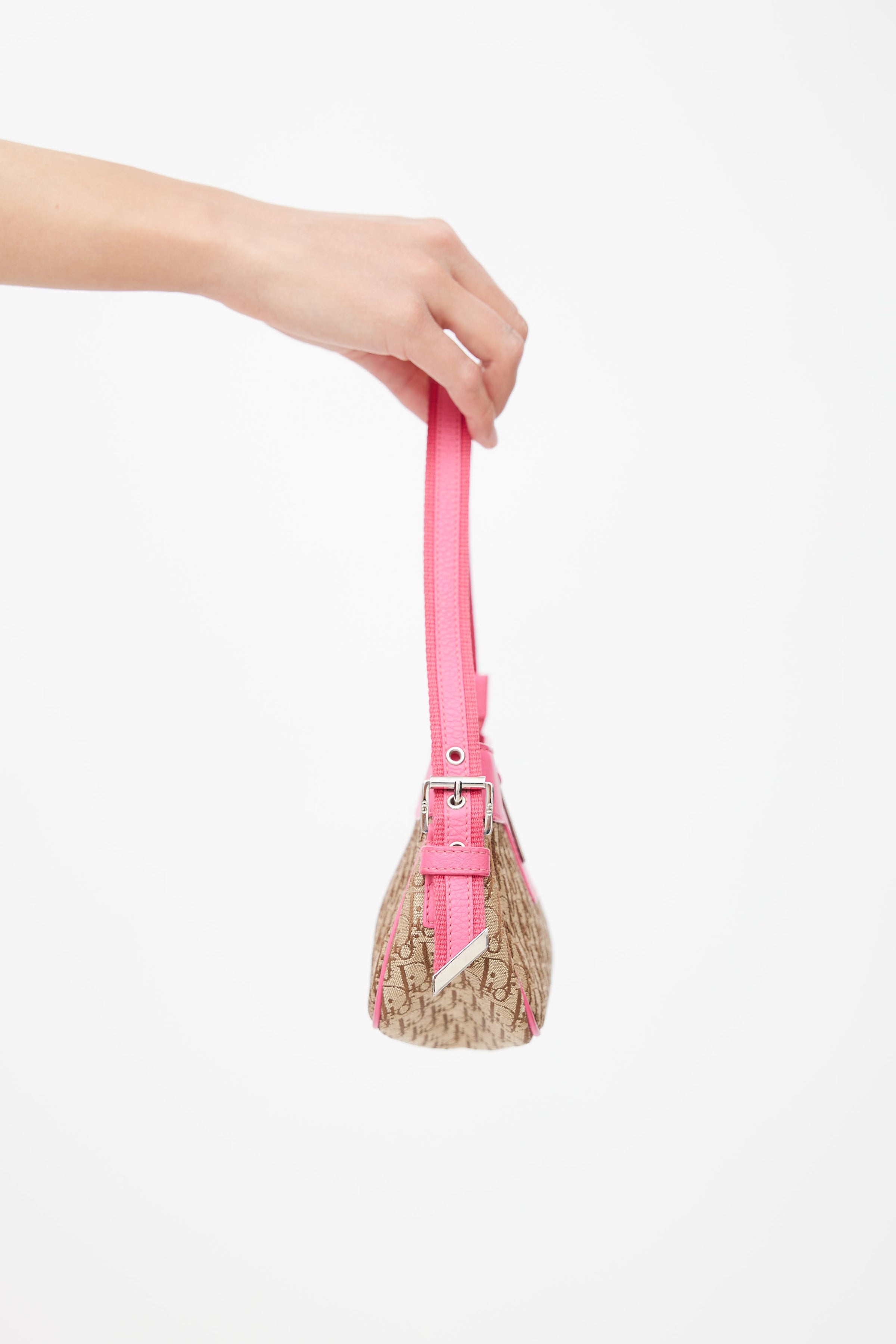 Dior // 2005 Beige & Pink Diorissimo Pochette Bag – VSP Consignment