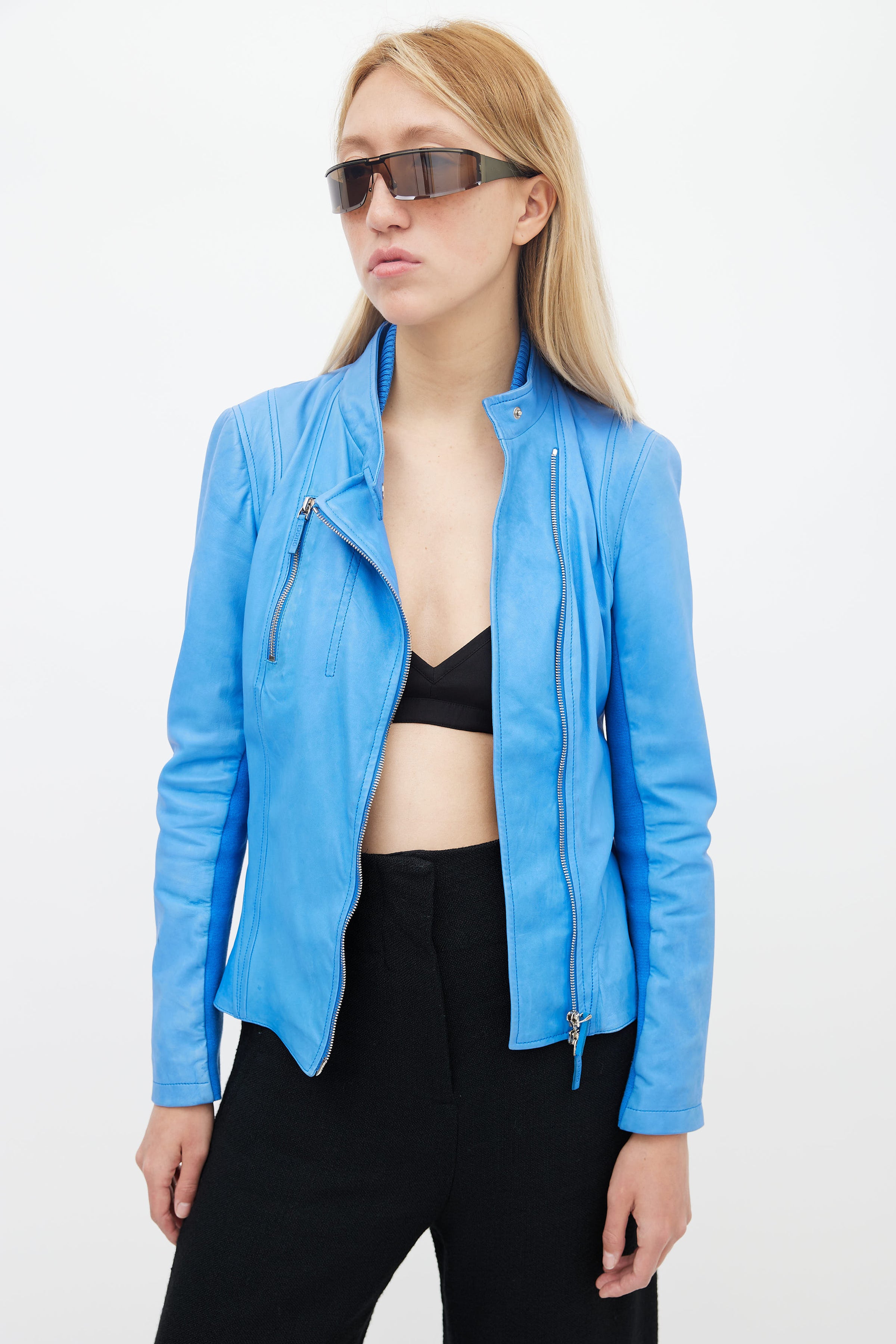Fremragende Medarbejder Claire Gucci // Blue Leather Asymmetric Jacket – VSP Consignment