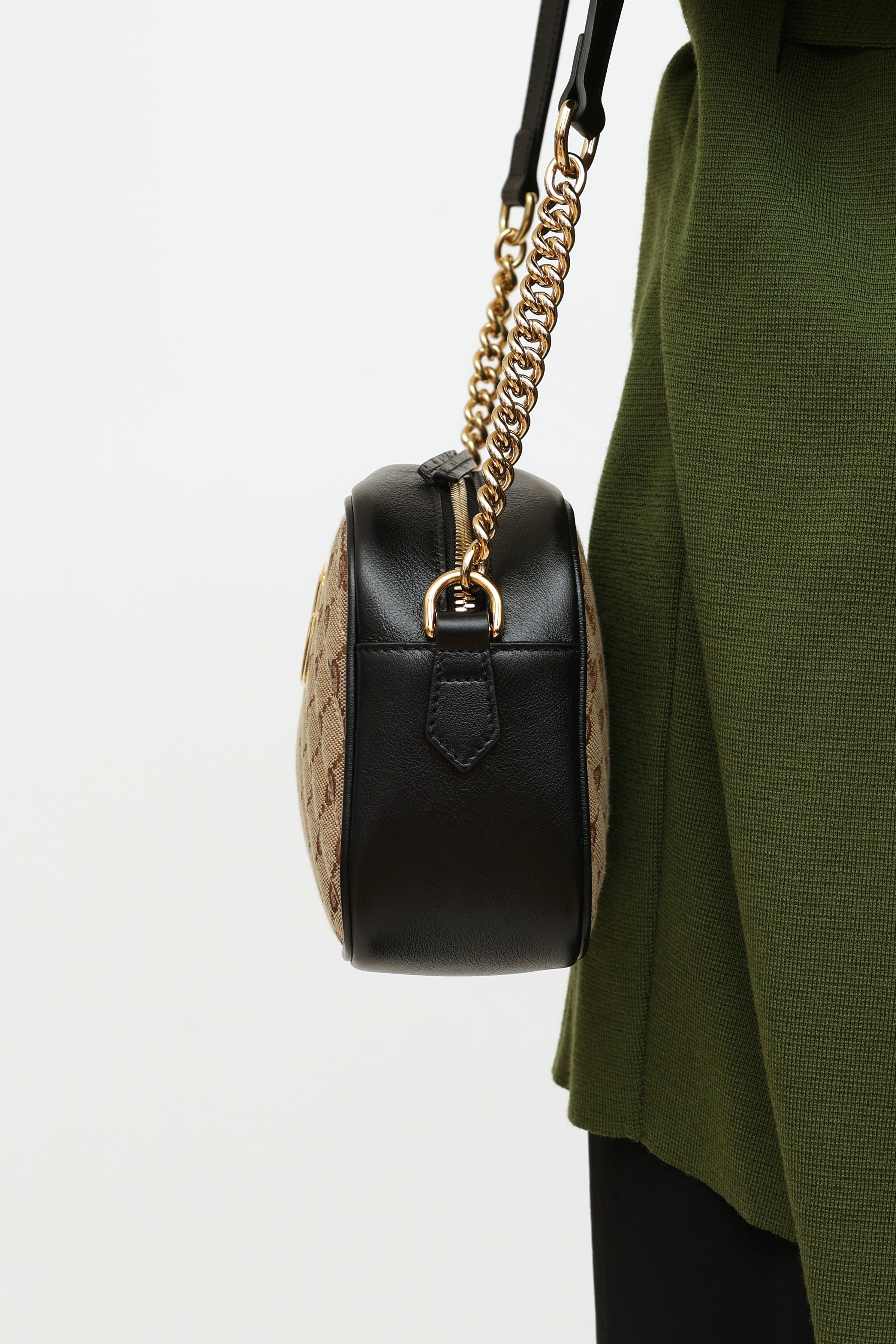 Gucci Marmont Camera Bag Small, Beige, Preowned in Dustbag WA001