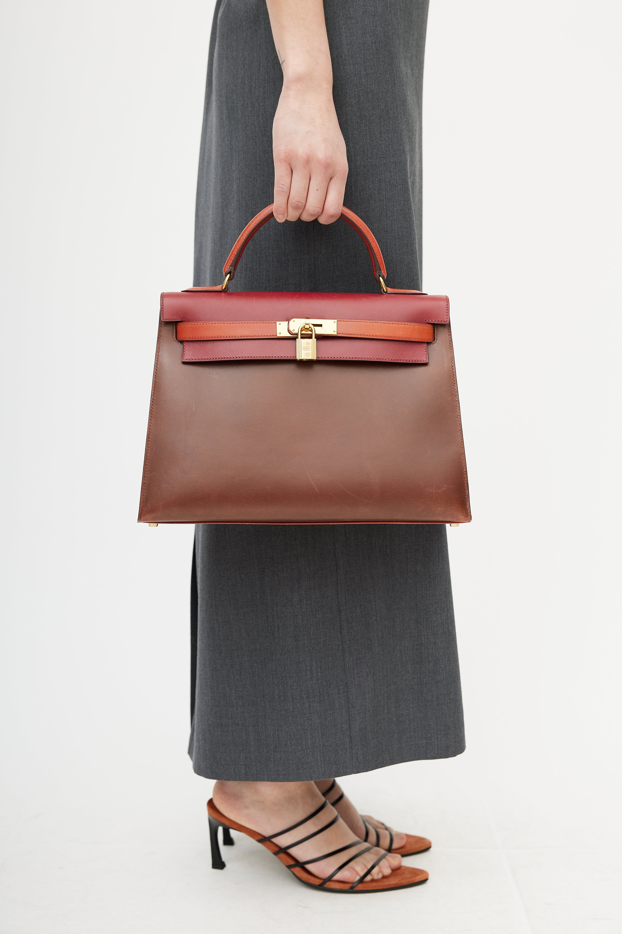 Hermès // 1996 Rouge H Tri Color Kelly Sellier 32 Bag – VSP