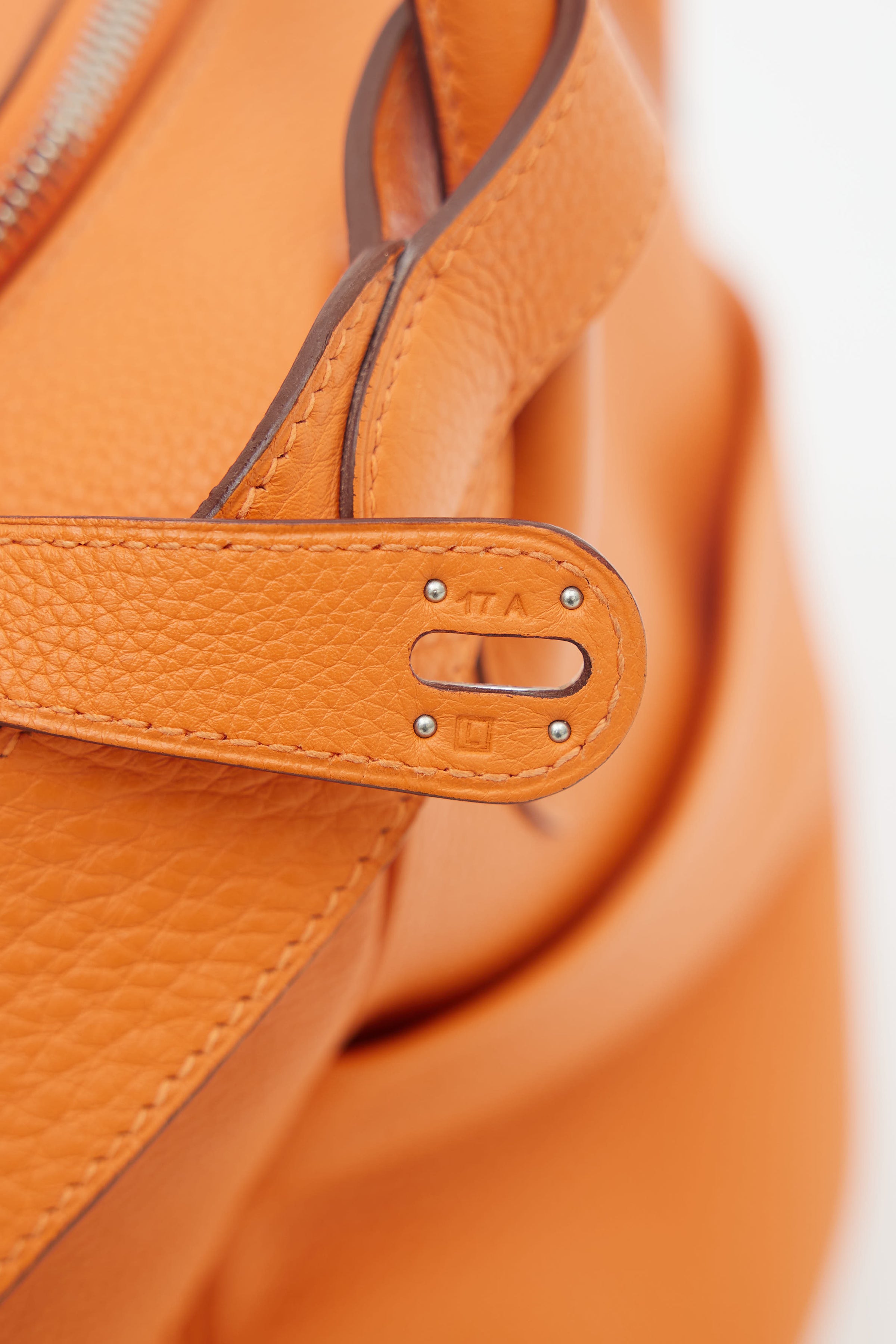 Hermès // 2008 Orange Clemence Leather Lindy Voyage 45 Bag – VSP Consignment