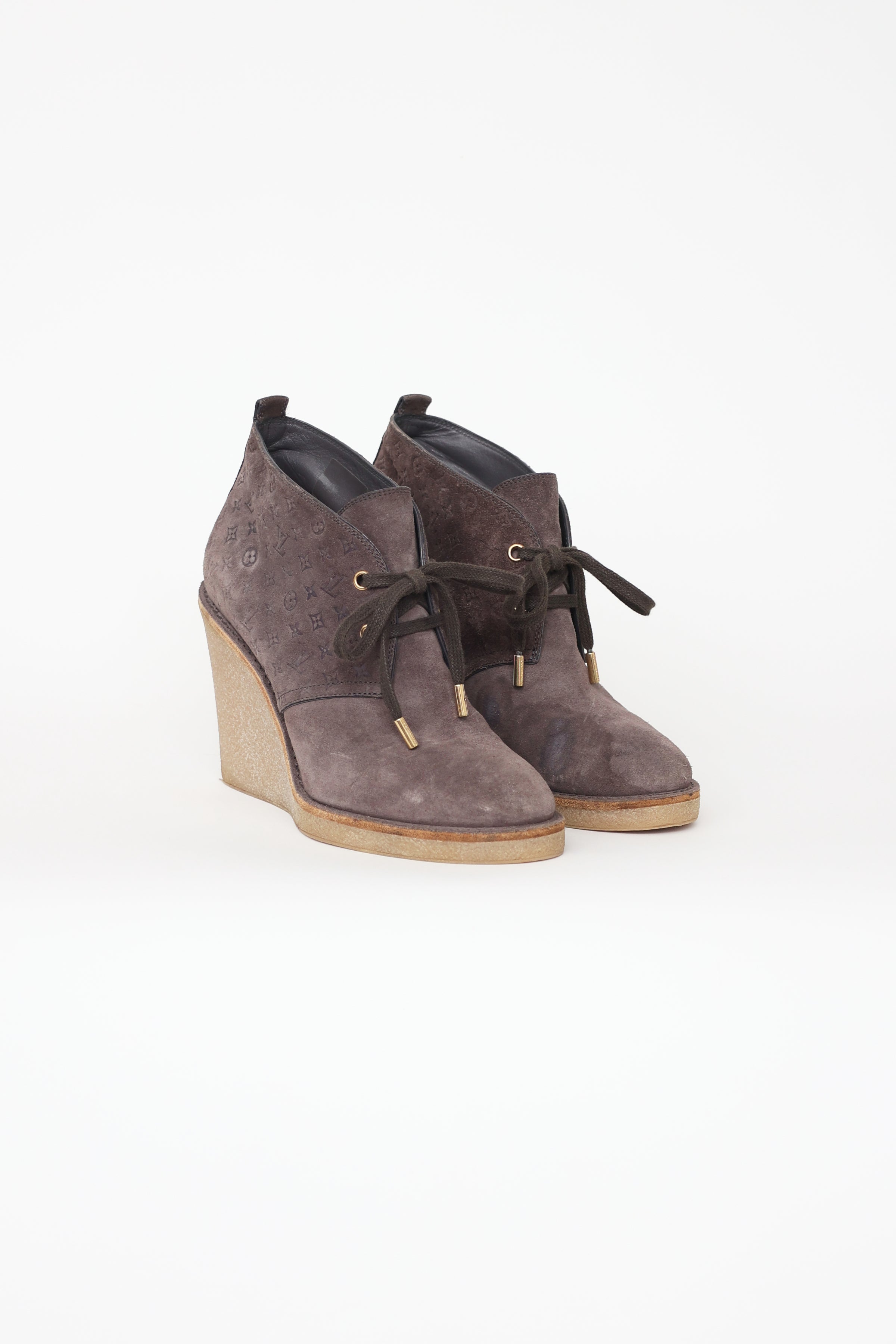 Louis Vuitton // Grey Suede Wedge Boots – VSP Consignment