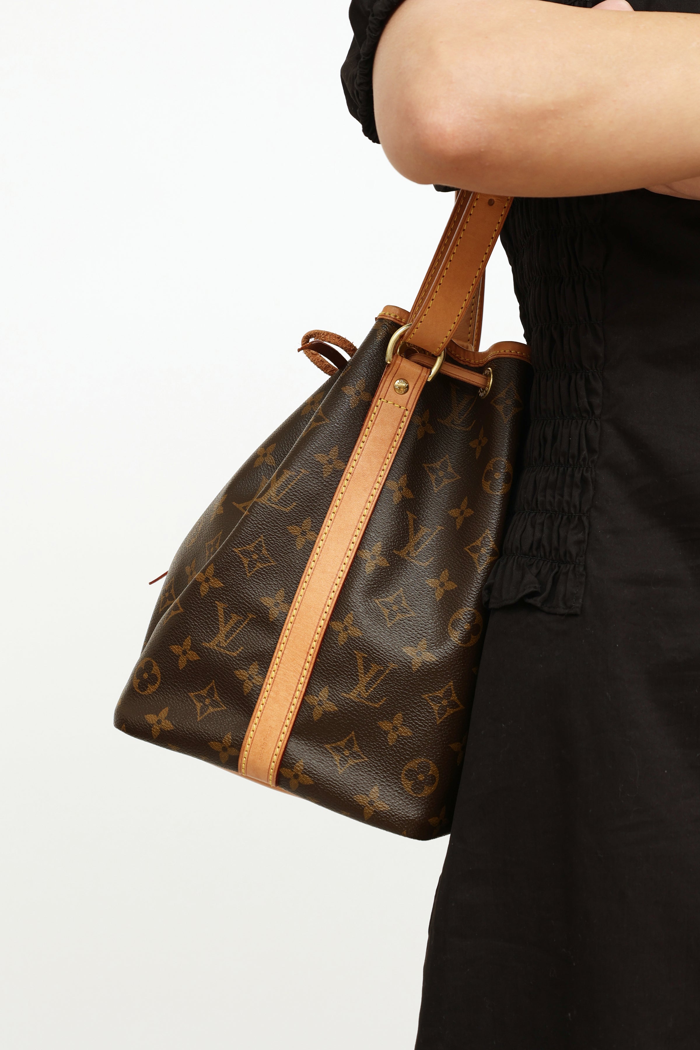 Preorder LV Vintage Epi Petit Noe Bucket Bag Black  Gold Luxury Bags   Wallets on Carousell