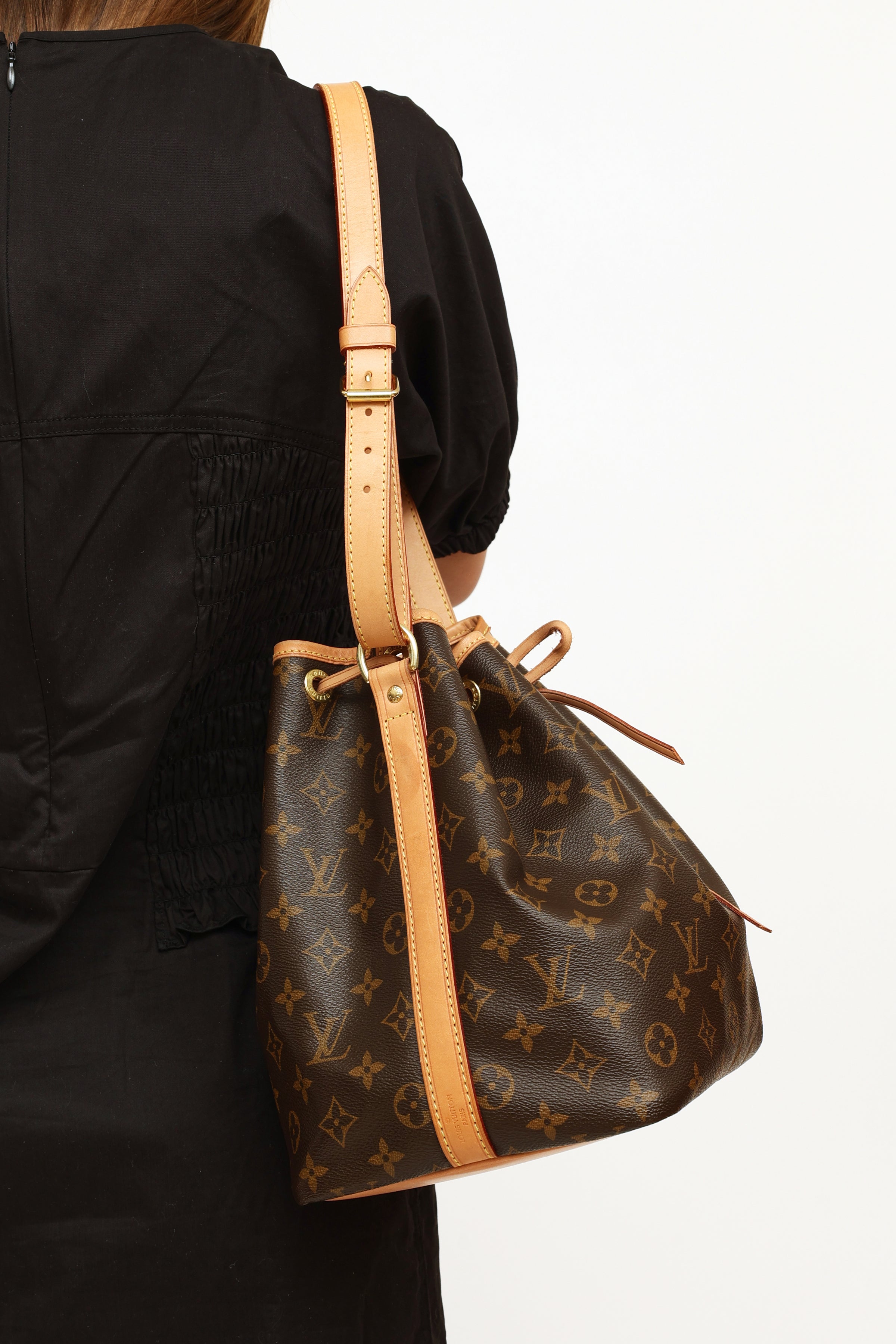 Louis Vuitton Petit Noe M42224 Brown Monogram Shoulder Bag 11525