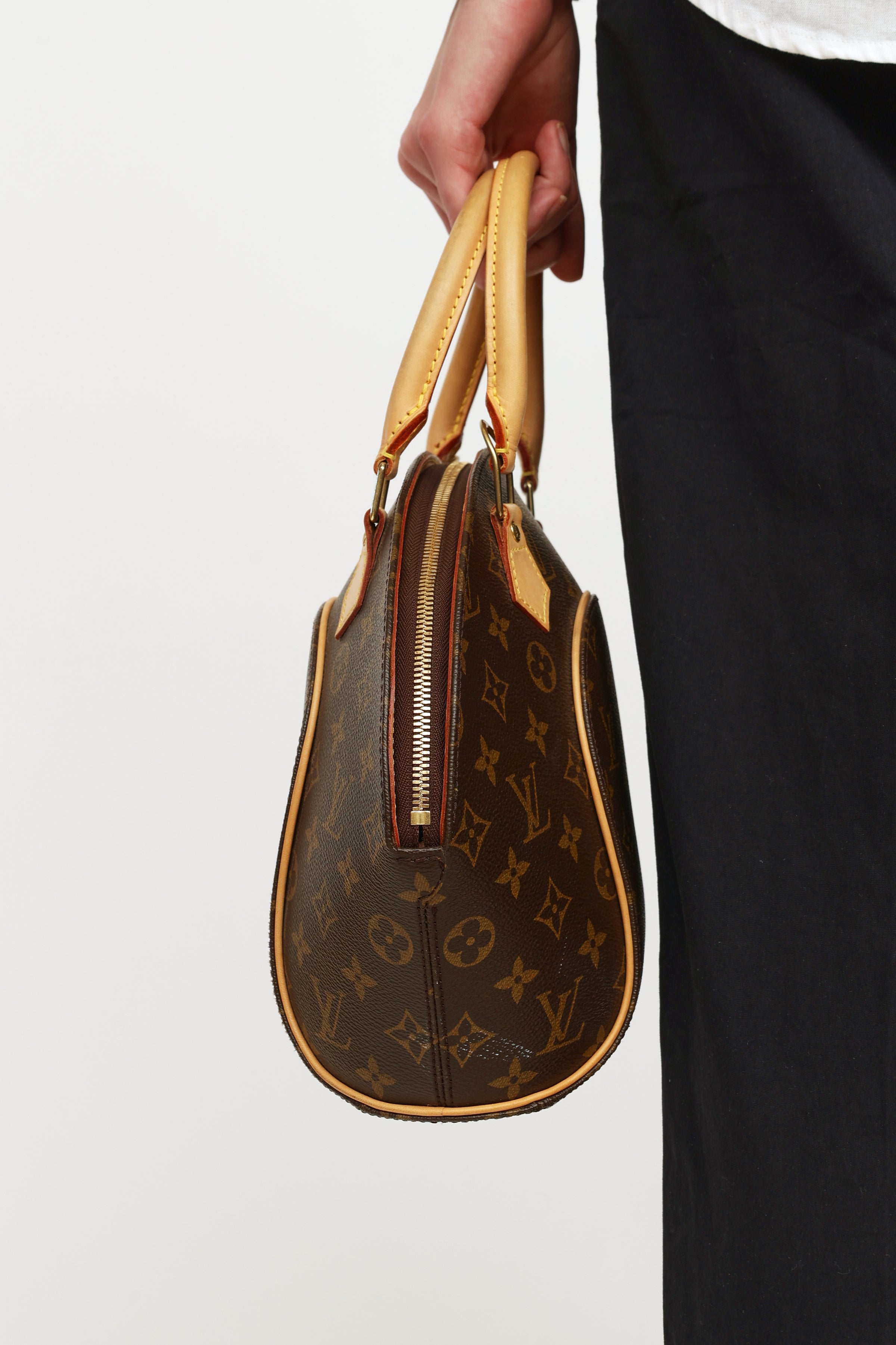 Louis Vuitton Ellipse BB, Gold, One Size