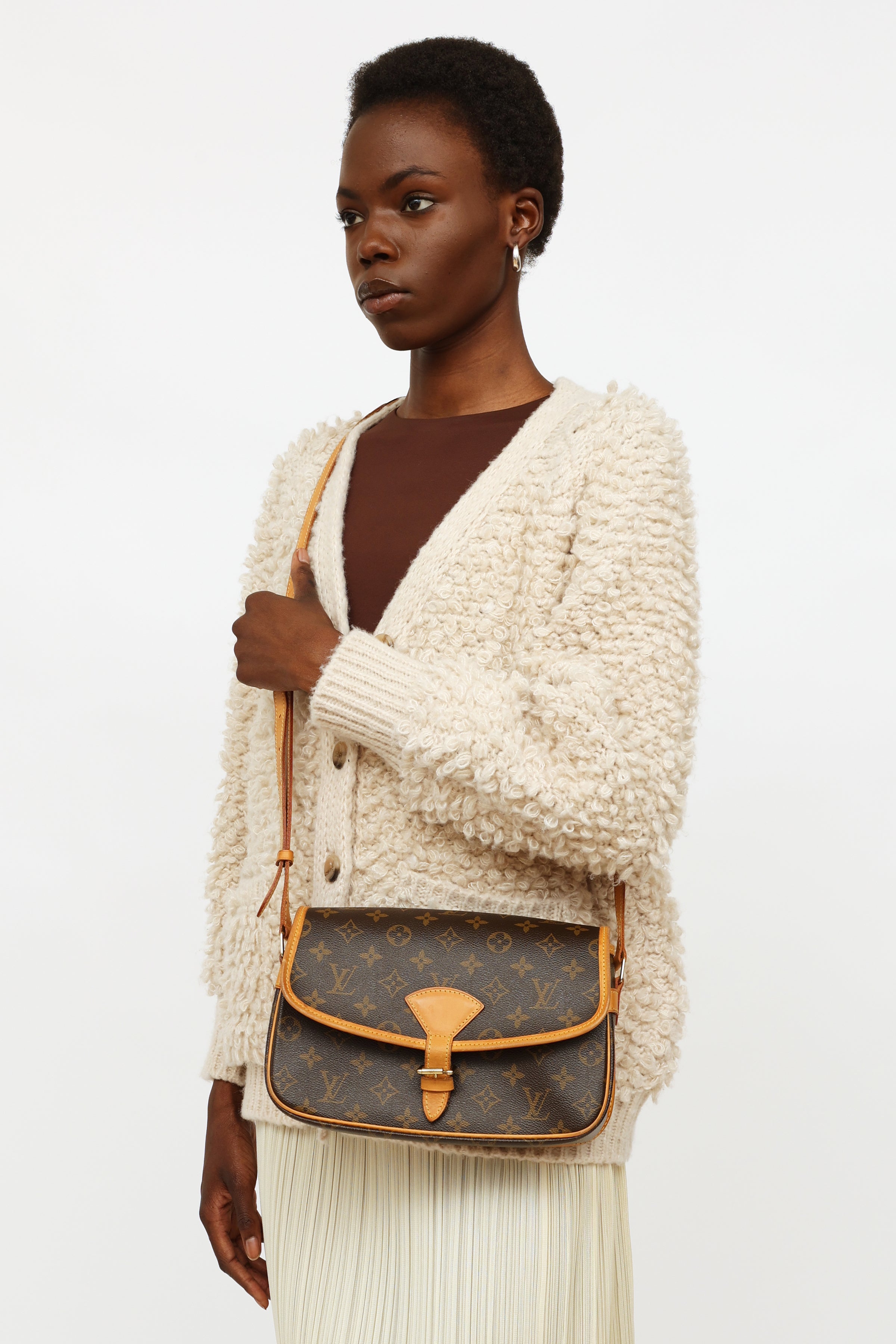 Louis Vuitton // 2012 Brown Monogram Sologne Crossbody Bag – VSP Consignment