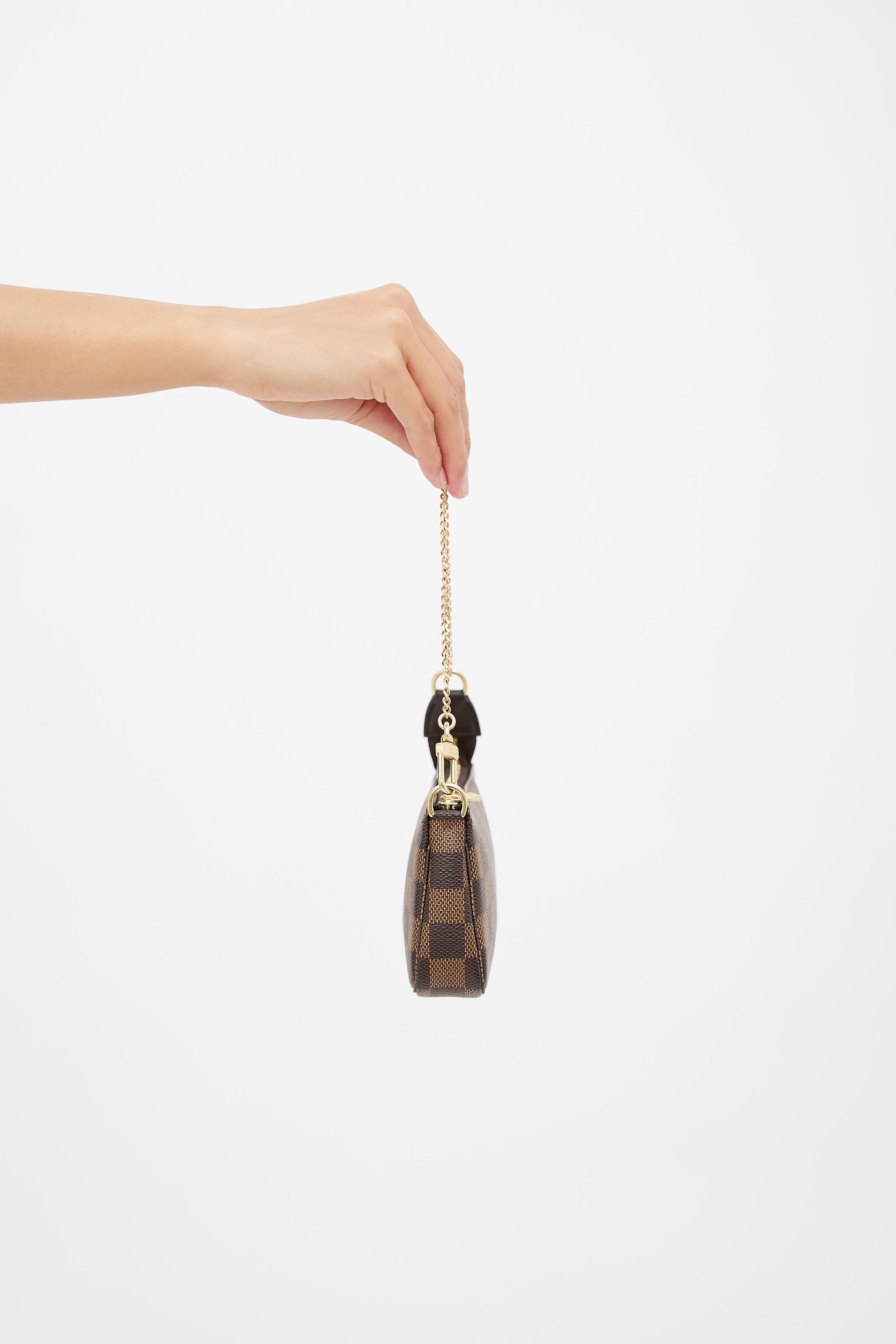 Louis Vuitton Brown Monogram Mini Lin Pochette Accessoires with Chain –  Bagriculture