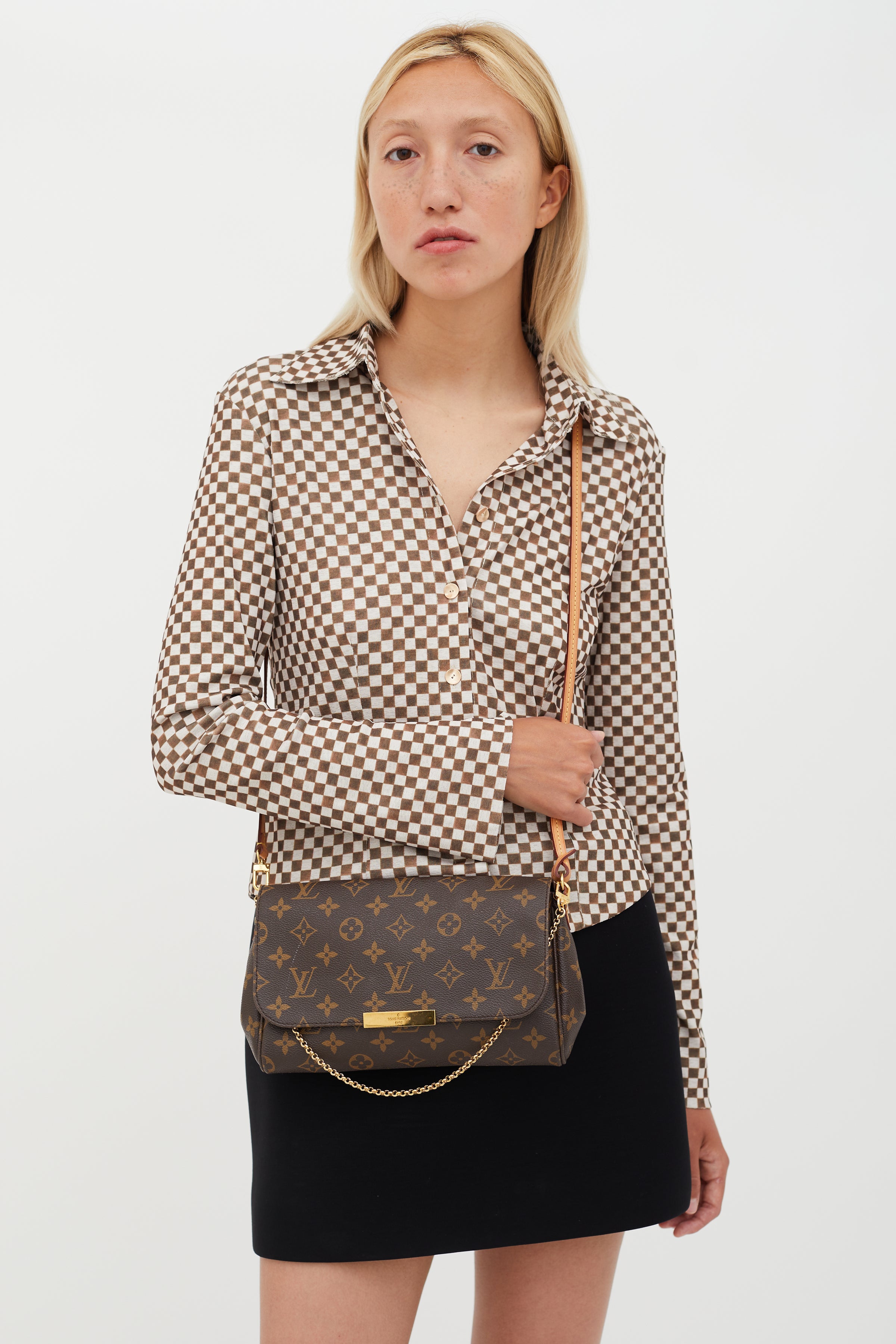 Louis Vuitton // Brown Monogram Favourite MM Shoulder Bag – VSP