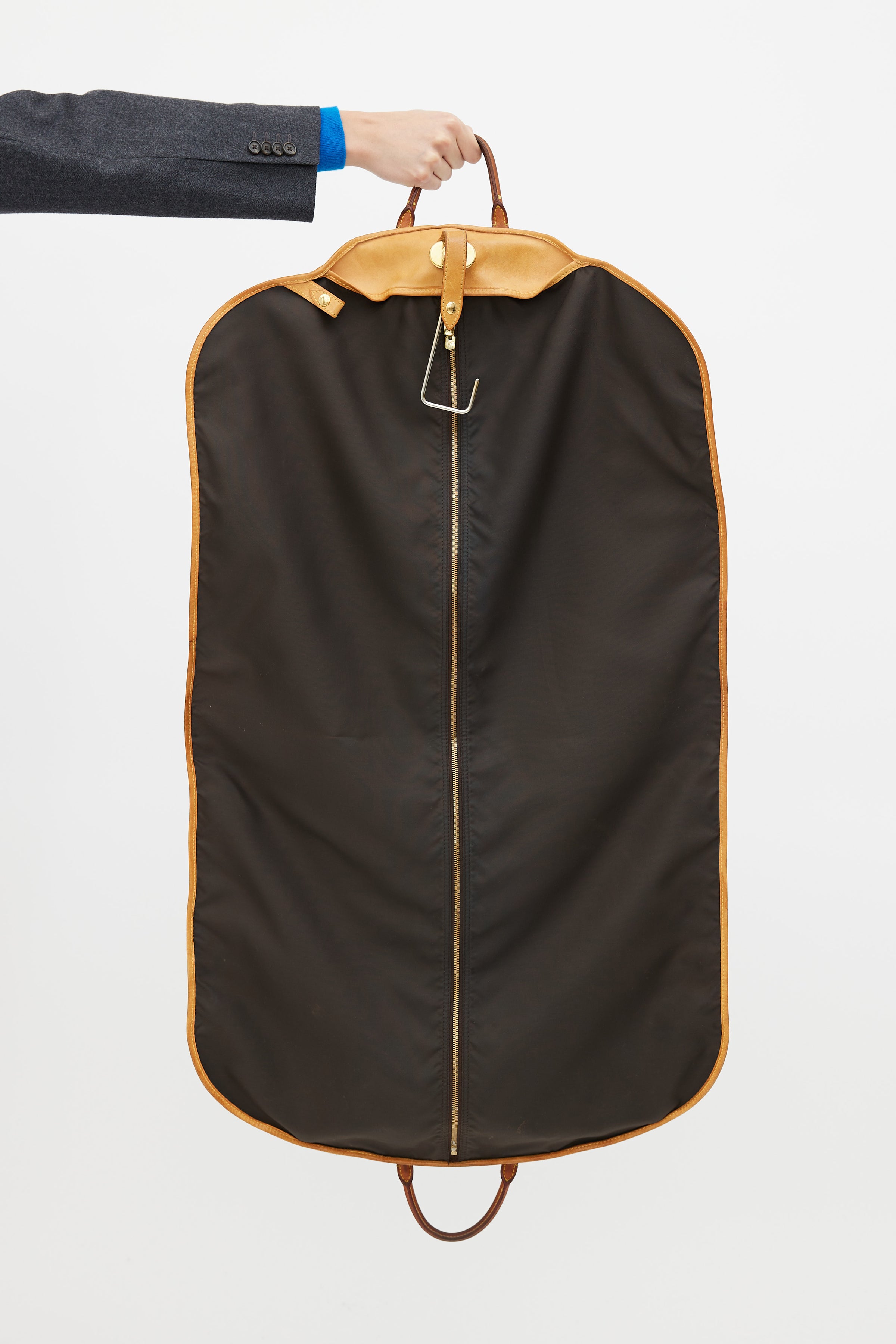 Louis Vuitton // Brown Nylon Garment Bag – VSP Consignment