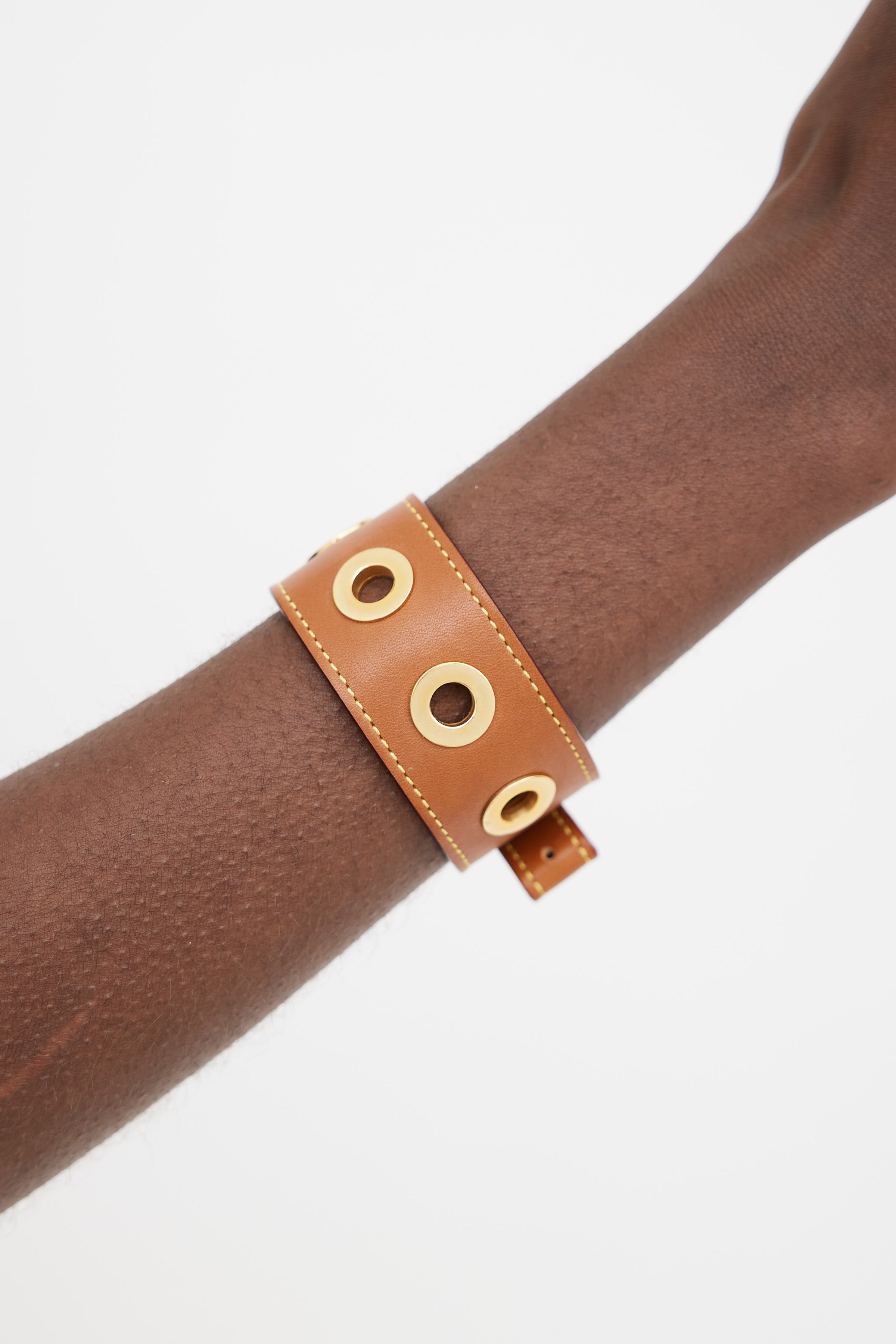 Leather bracelet Louis Vuitton Brown in Leather - 18828508