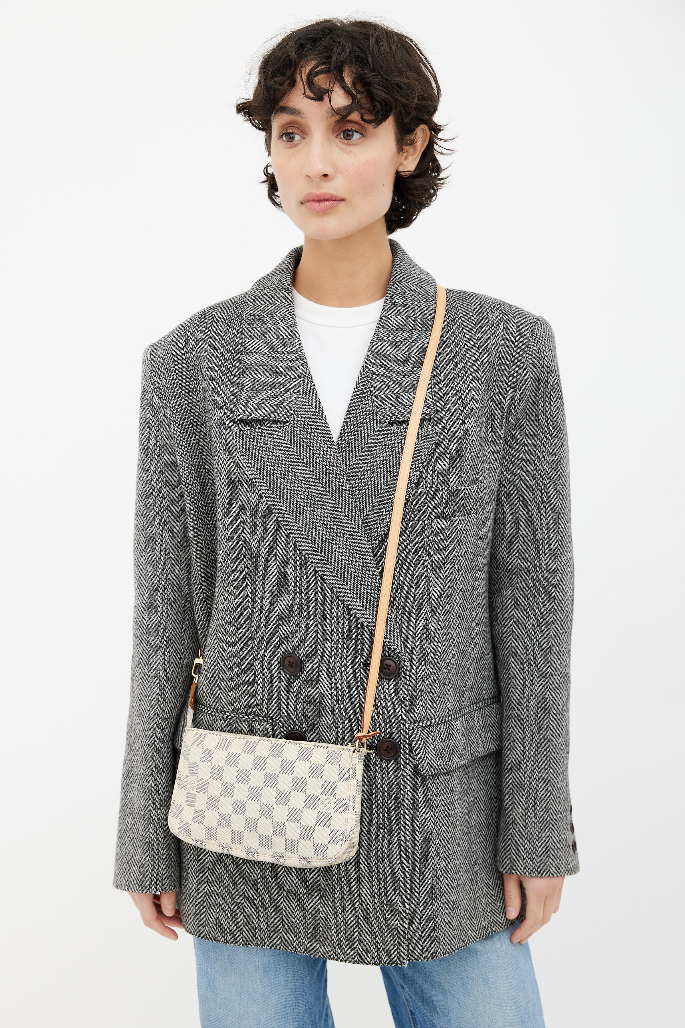Louis Vuitton // Cream Damier Azur Pochette Accessoires Bag – VSP  Consignment