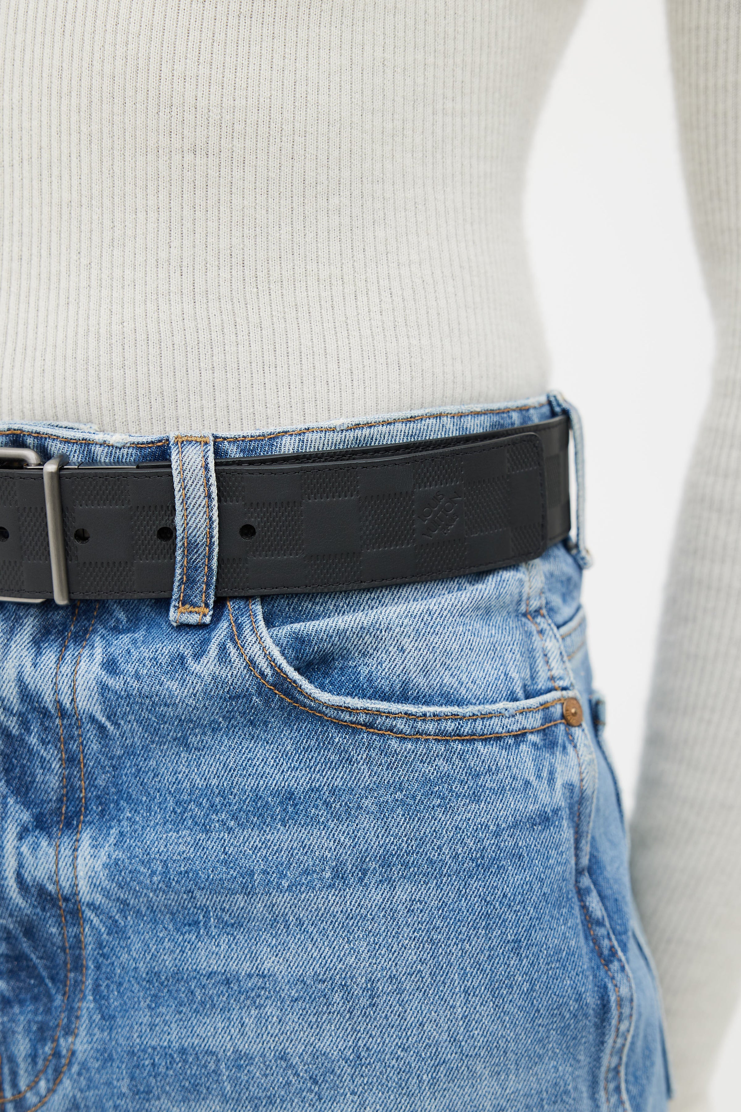 Louis Vuitton Damier Embossed Leather Buckle Belt