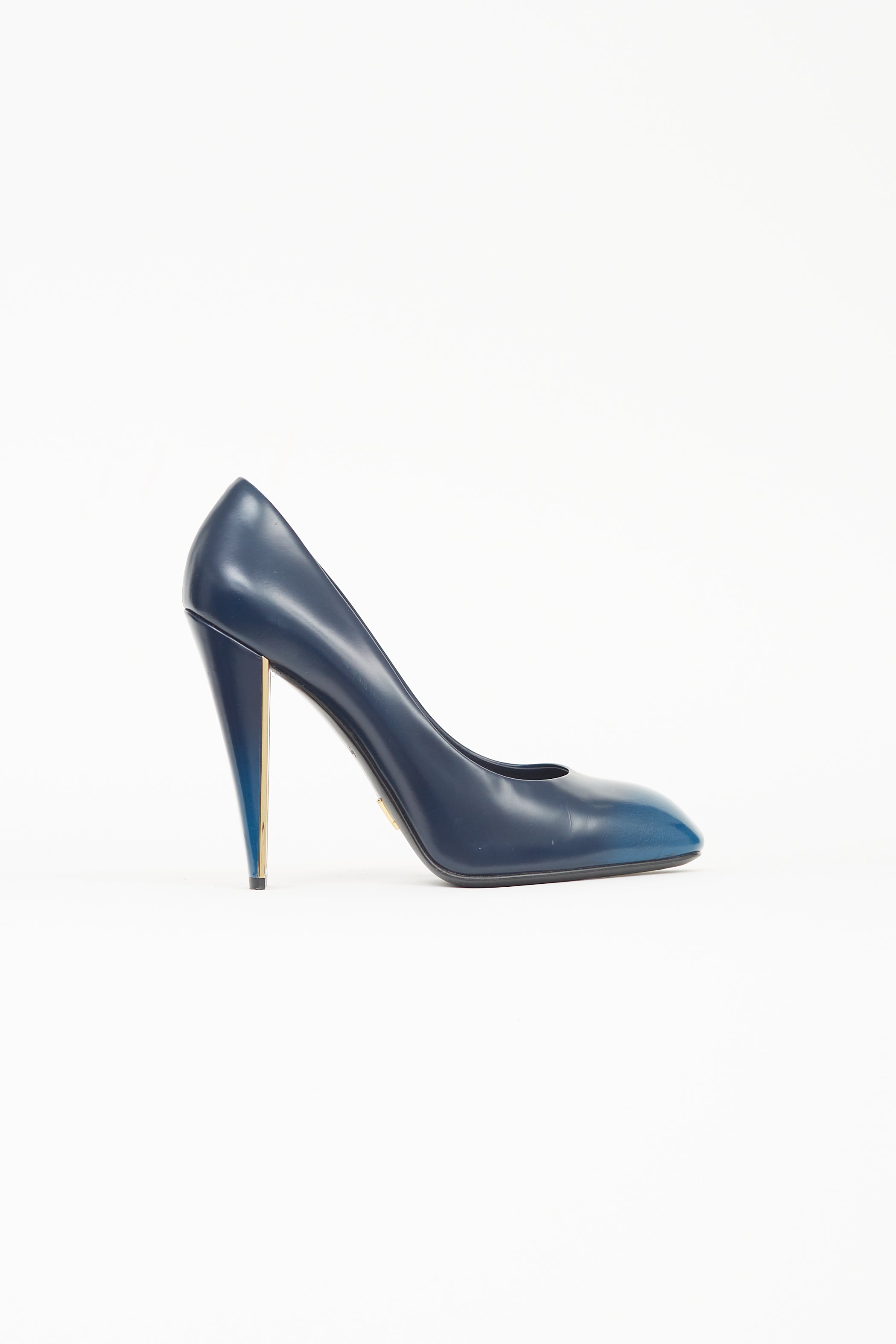 Patent leather heels Louis Vuitton Blue size 37 EU in Patent leather -  22546415