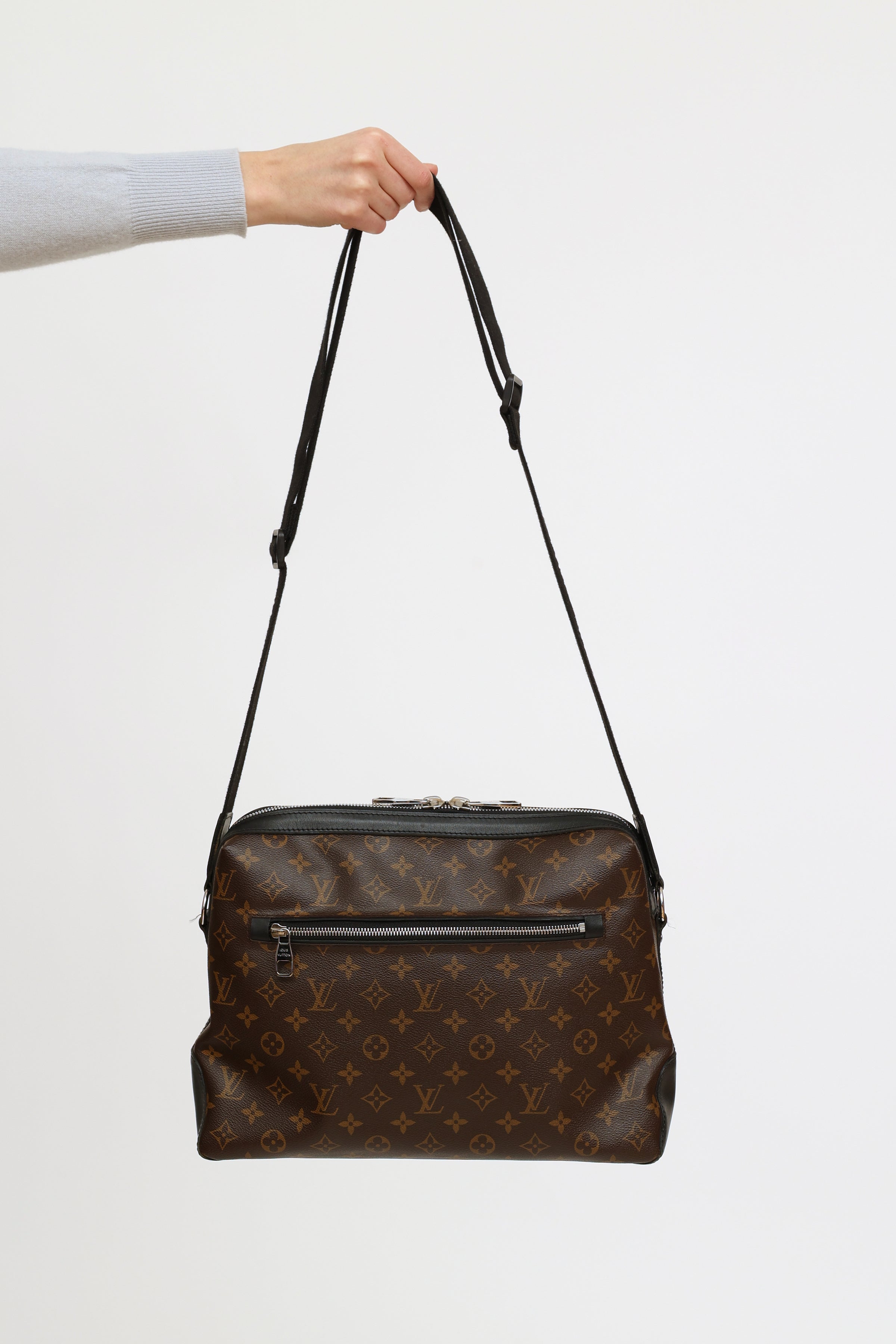 Louis Vuitton Monogram Canvas Macassar Torres Messenger Bag