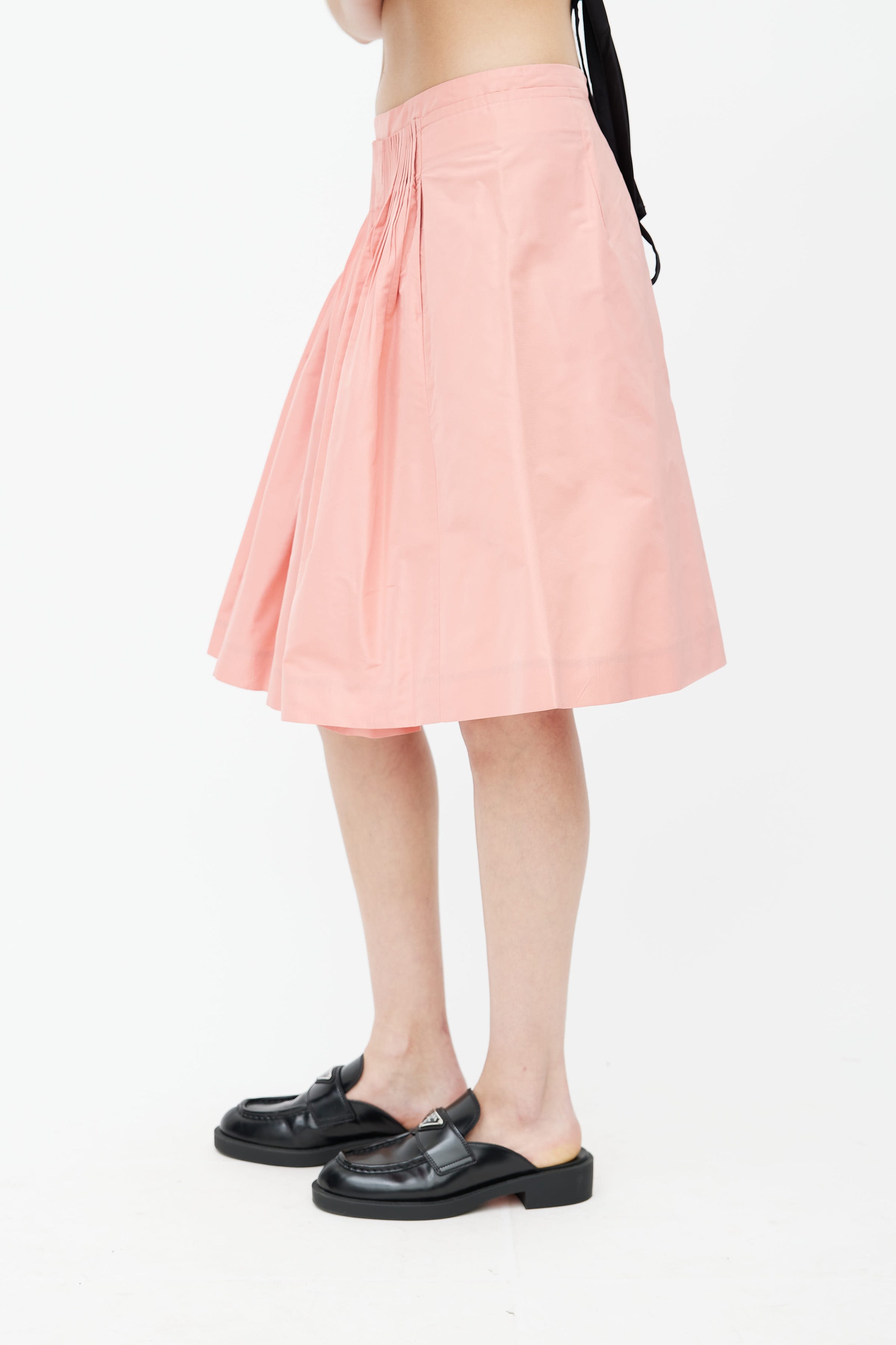 Miu Miu // Pink Pleated A-Line Skirt – VSP Consignment