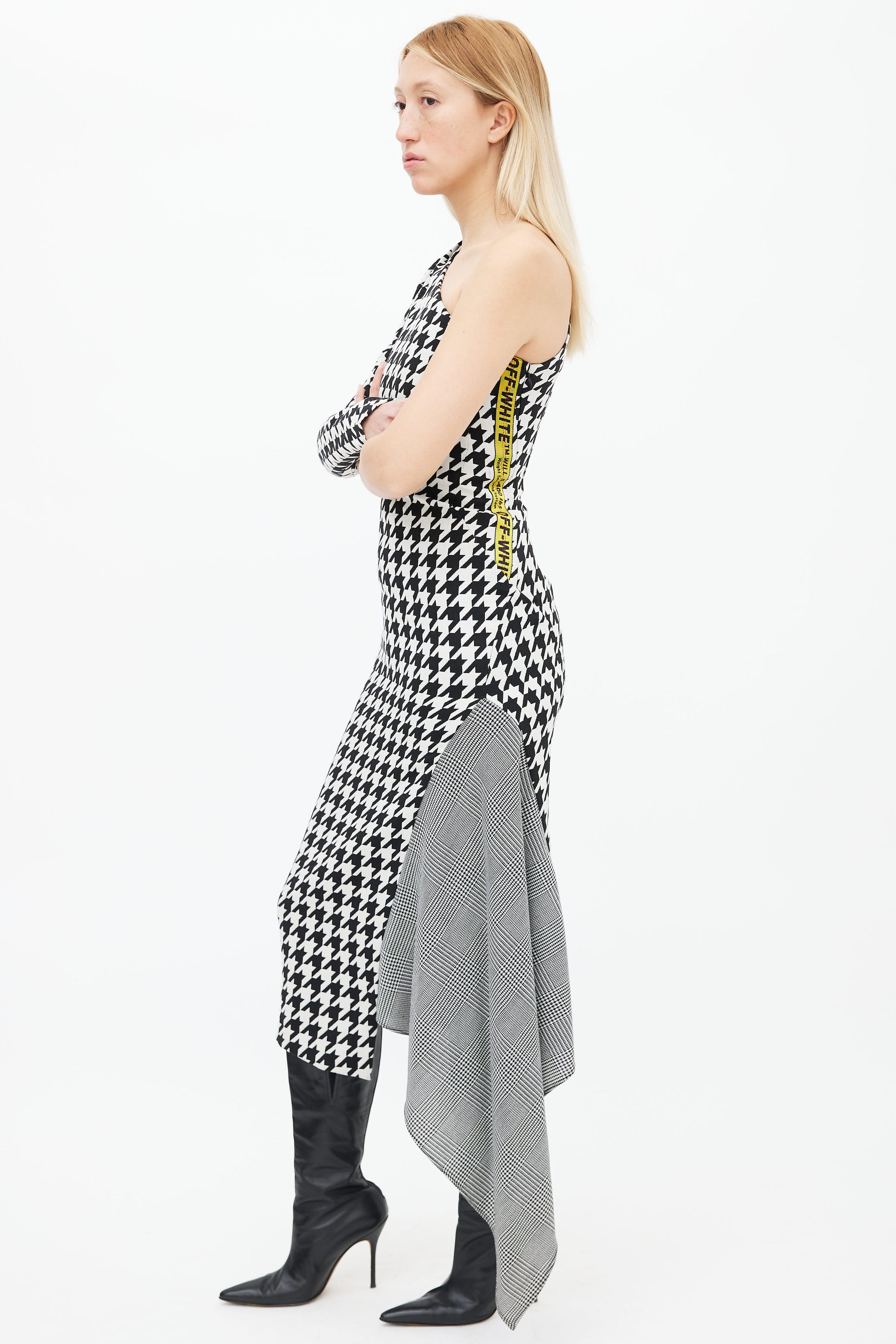 Off-White // Pre-Fall 2018 Black & White Multi Houndstooth One