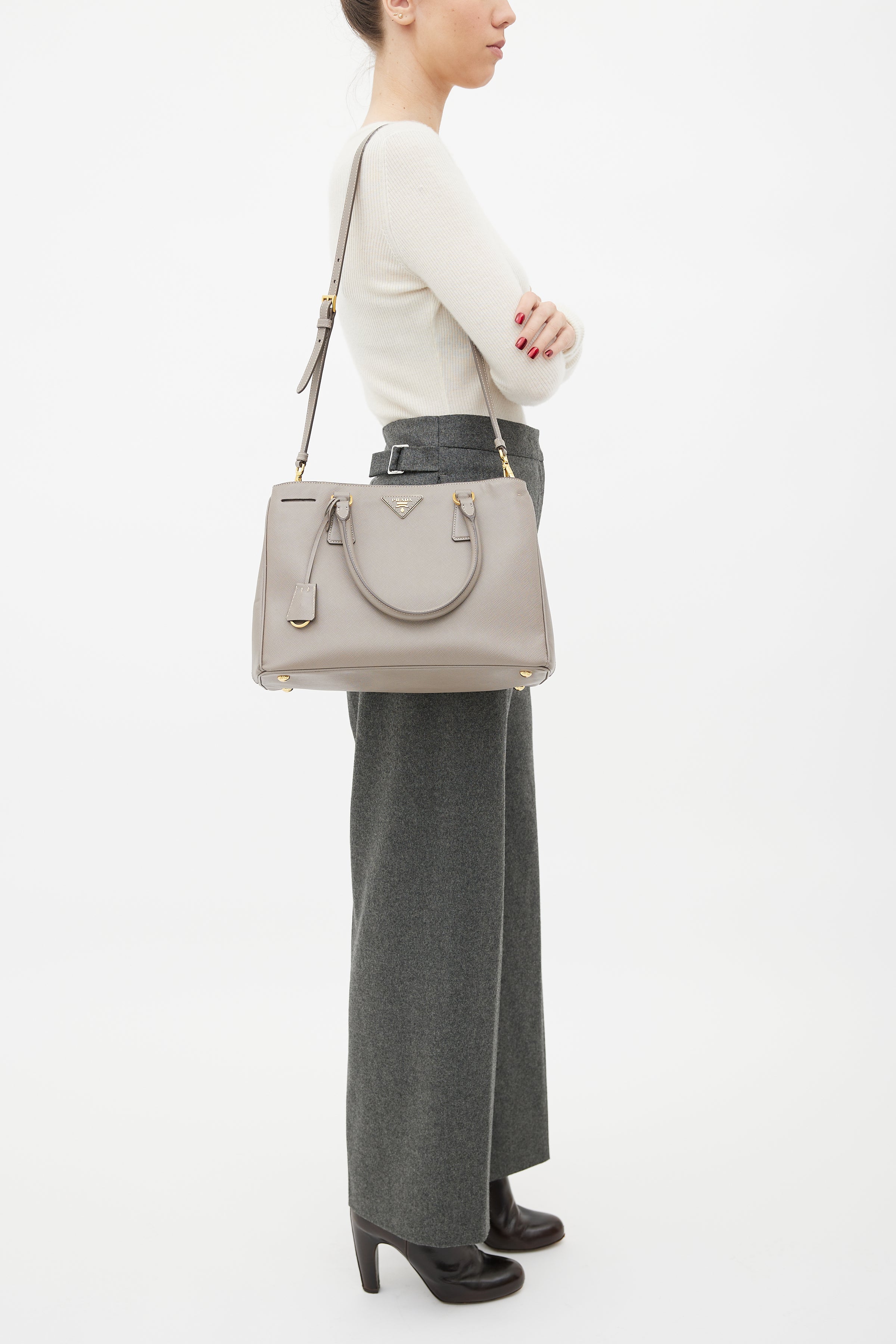 Prada // Grey Galleria Small Saffiano Leather Bag – VSP Consignment