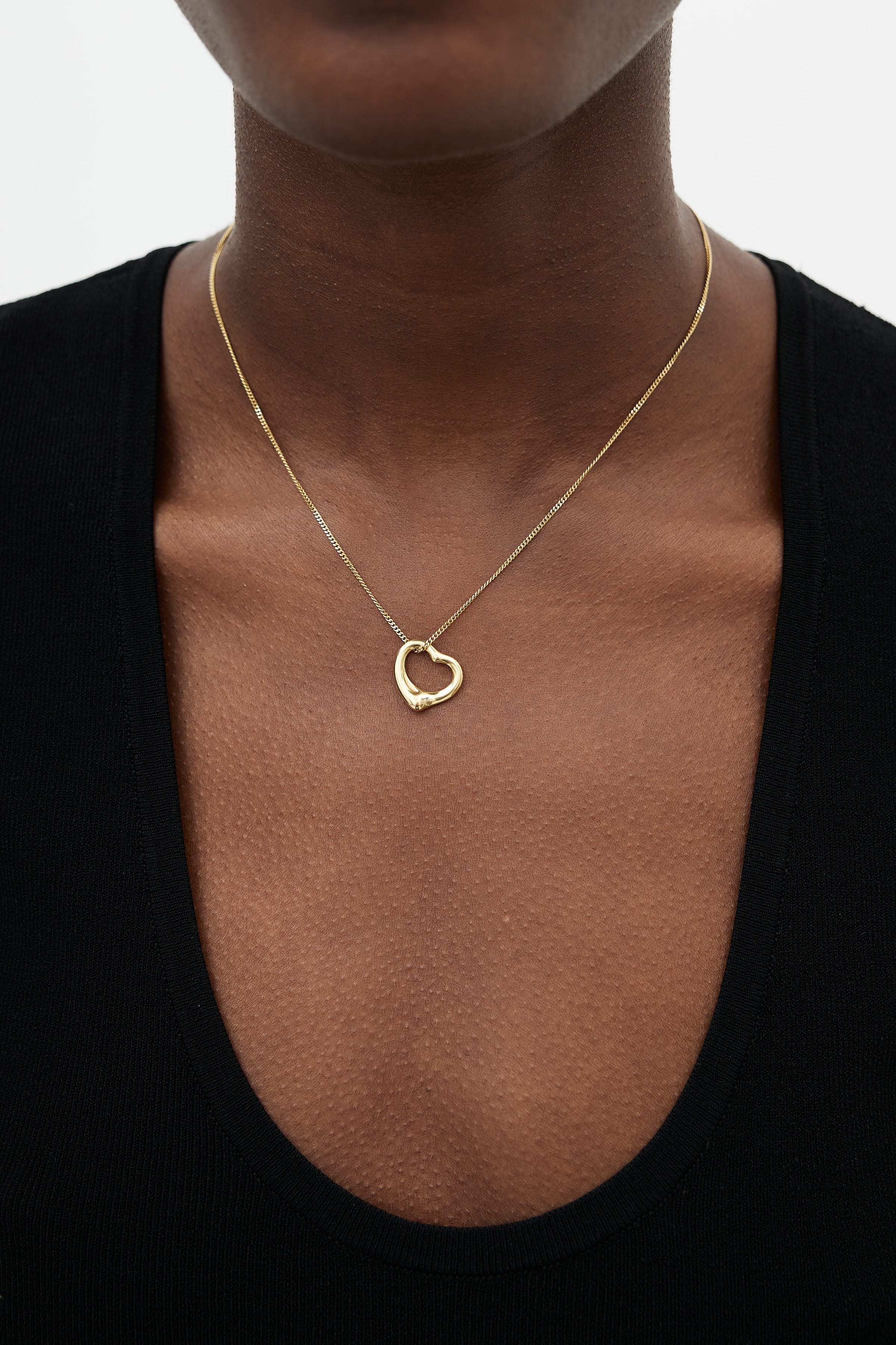 Tiffany // x Elsa Peretti 18K Open Heart Necklace – VSP