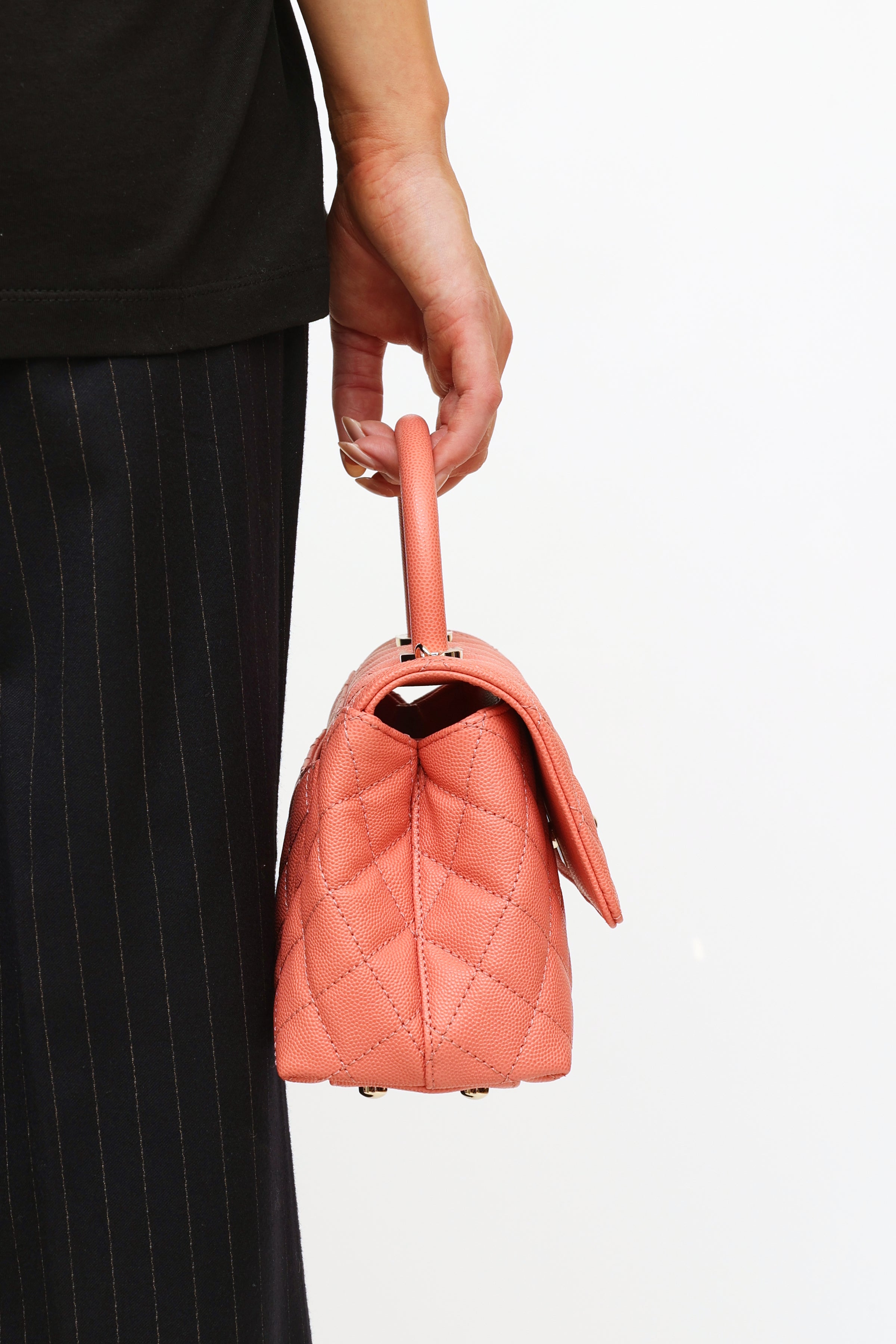 Chanel // 2022 Pink Caviar Coco Top Handle Bag – VSP Consignment
