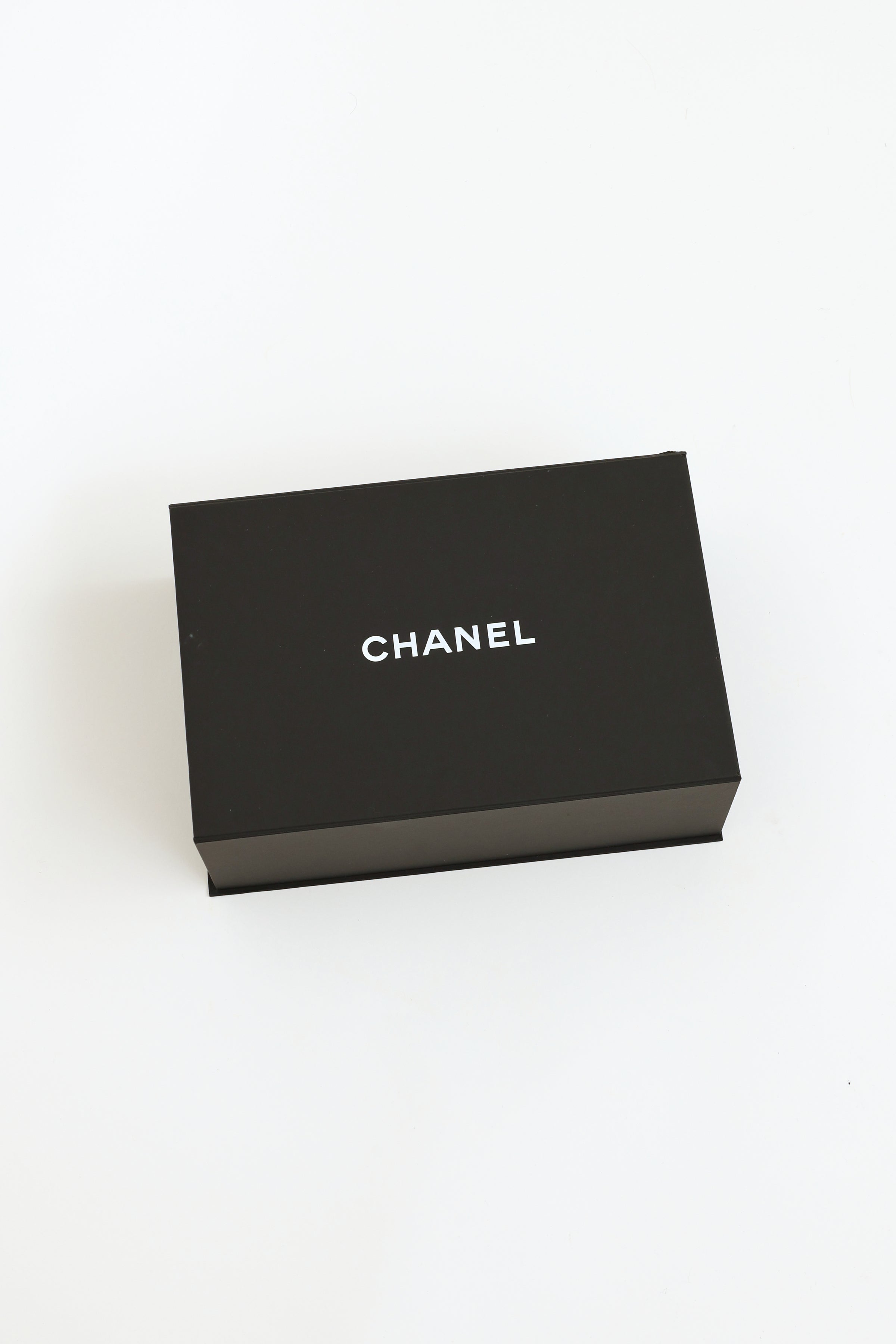 Chanel small Gabrielle bag Cream Leather ref.403941 - Joli Closet