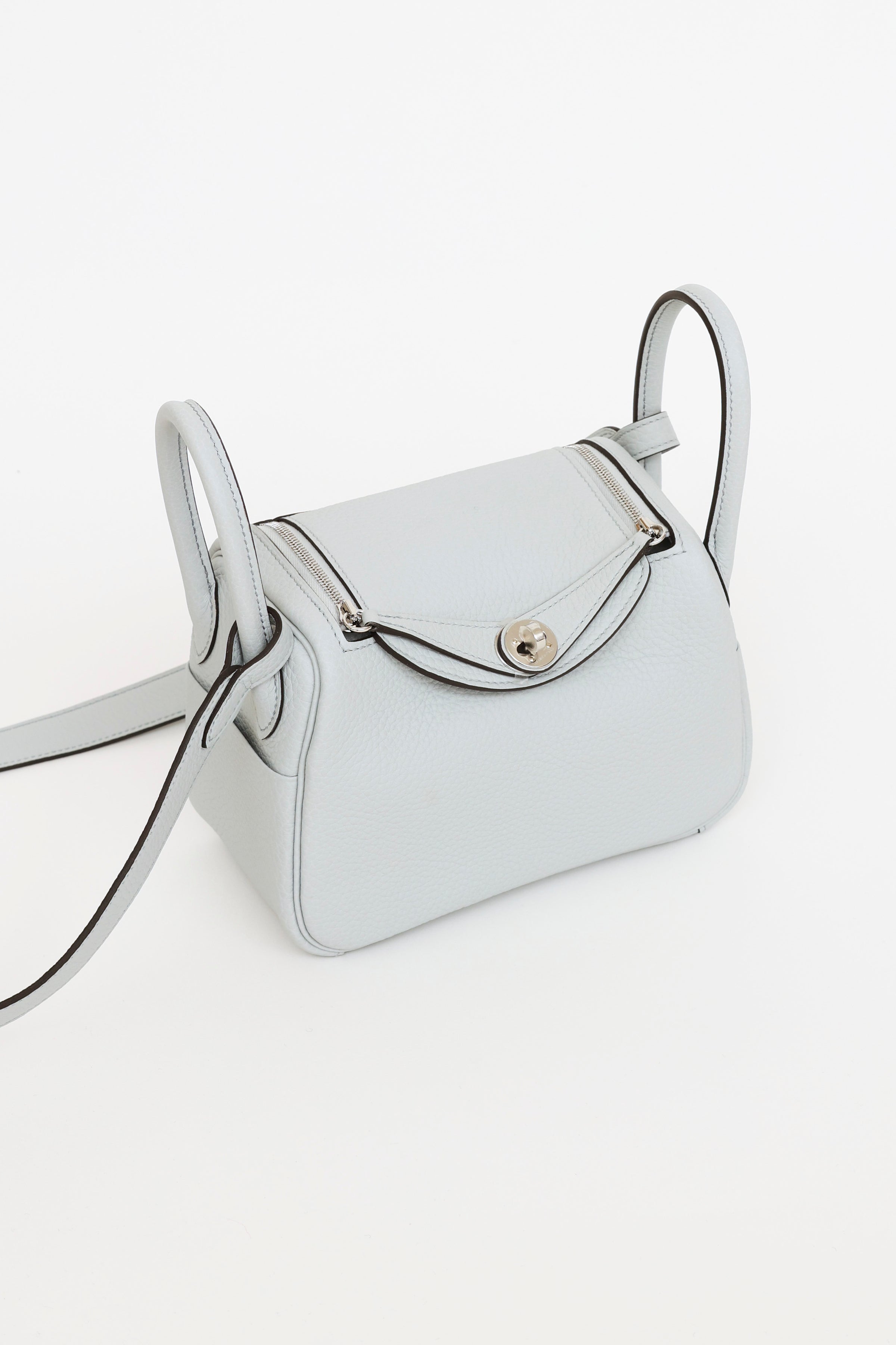 Hermès Lindy Blue Electric Taurillon Clemence Mini 20 Palladium Hardware, 2022 (Like New), Blue/Silver Womens Handbag