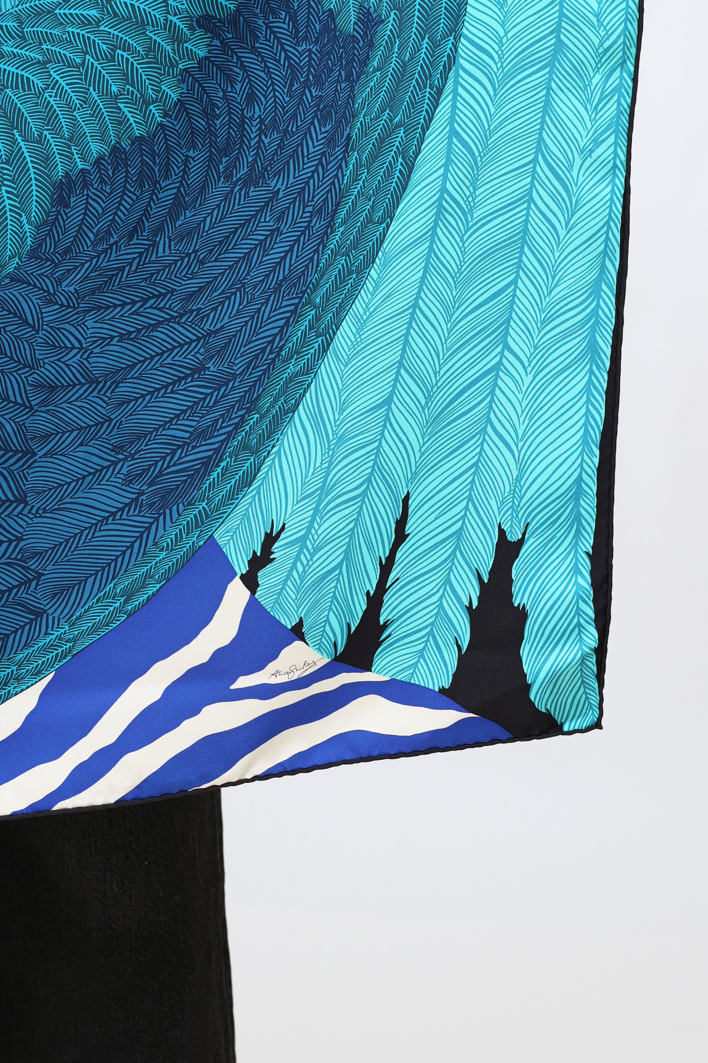 Hermès // Blue Multi-Print Scarf – VSP Consignment