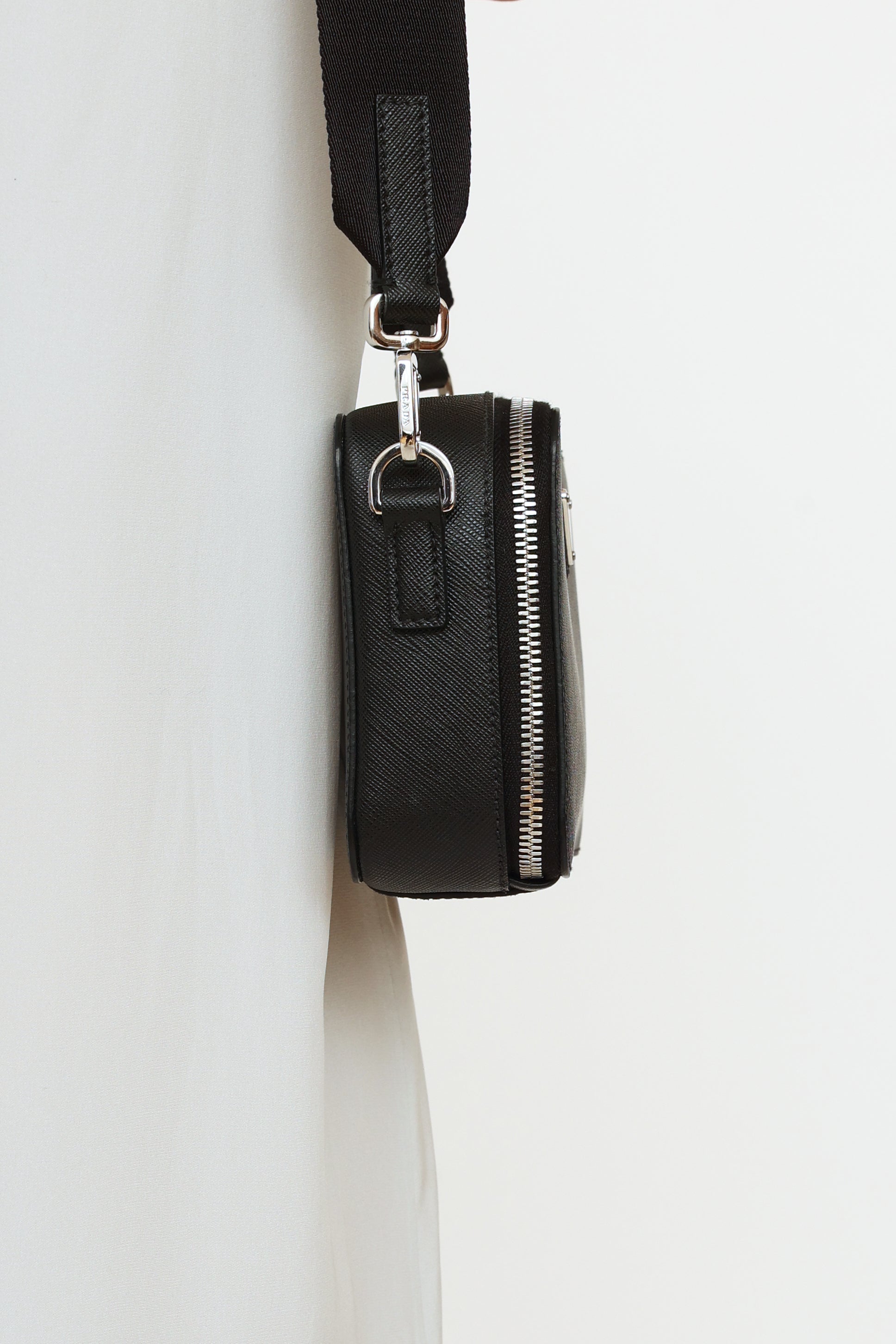 Prada // Black Saffiano Cuir Leather Tote – VSP Consignment