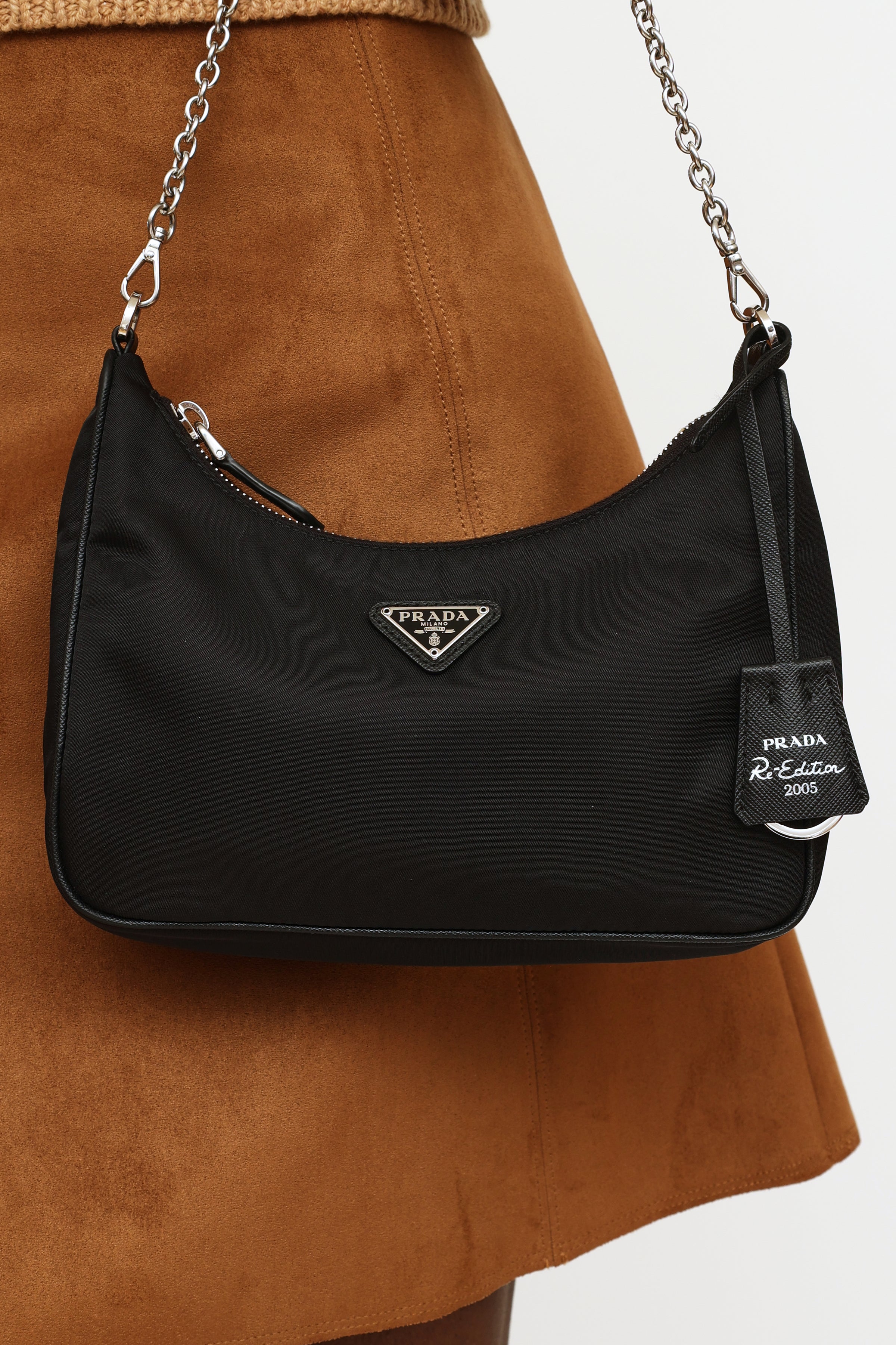 Prada // 2022 Black Re-Nylon Shoulder Bag – VSP Consignment